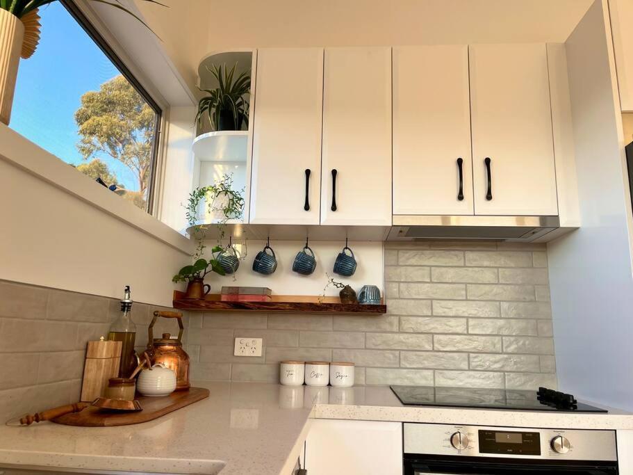 Viola - Seaside Retreat Villa โคลส์เบย์ ภายนอก รูปภาพ