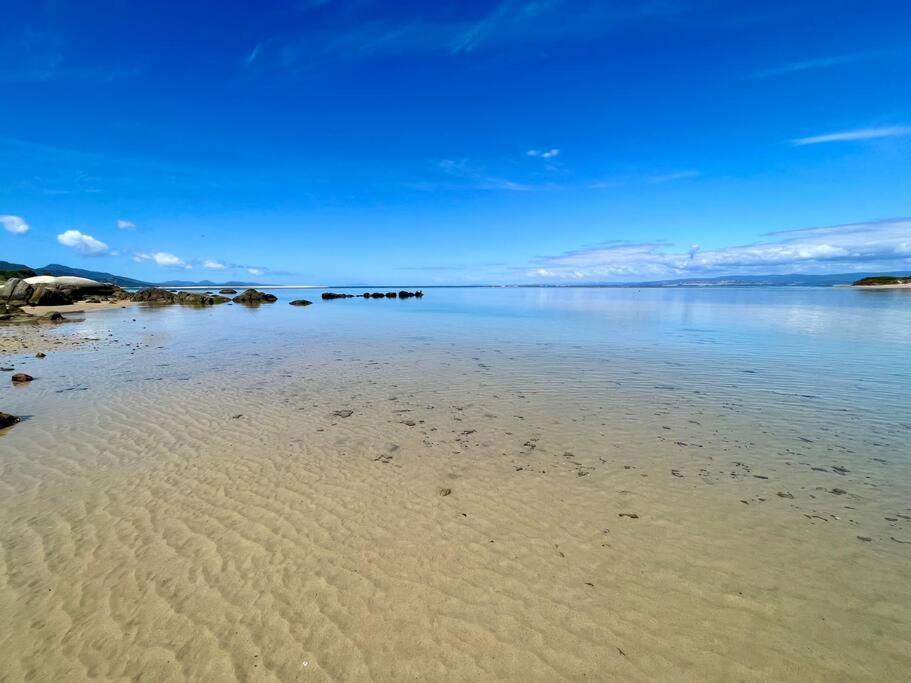 Viola - Seaside Retreat Villa โคลส์เบย์ ภายนอก รูปภาพ